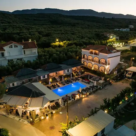 Corali Sea Breath & Pool Apartment Ammoudi